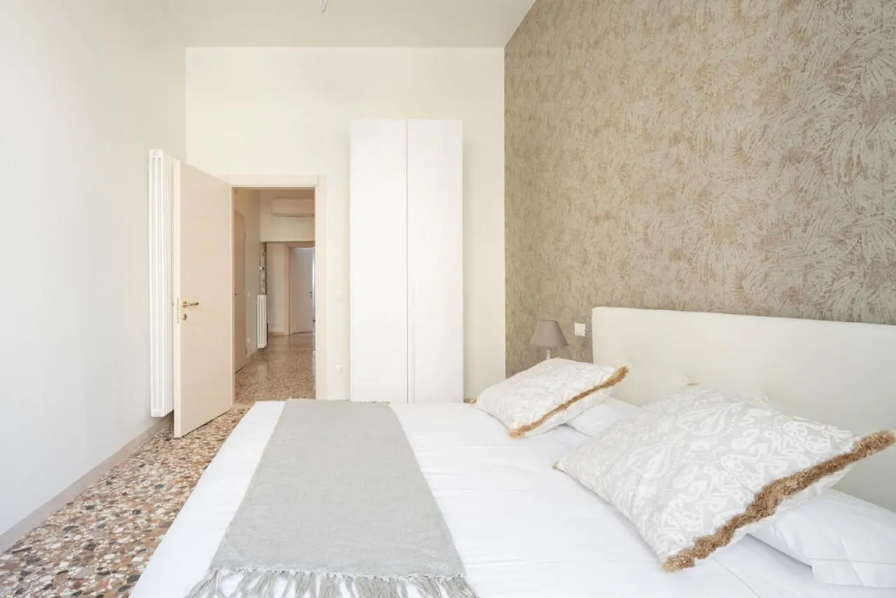 Accademia Charm Apartments By Wonderful Italy Venise