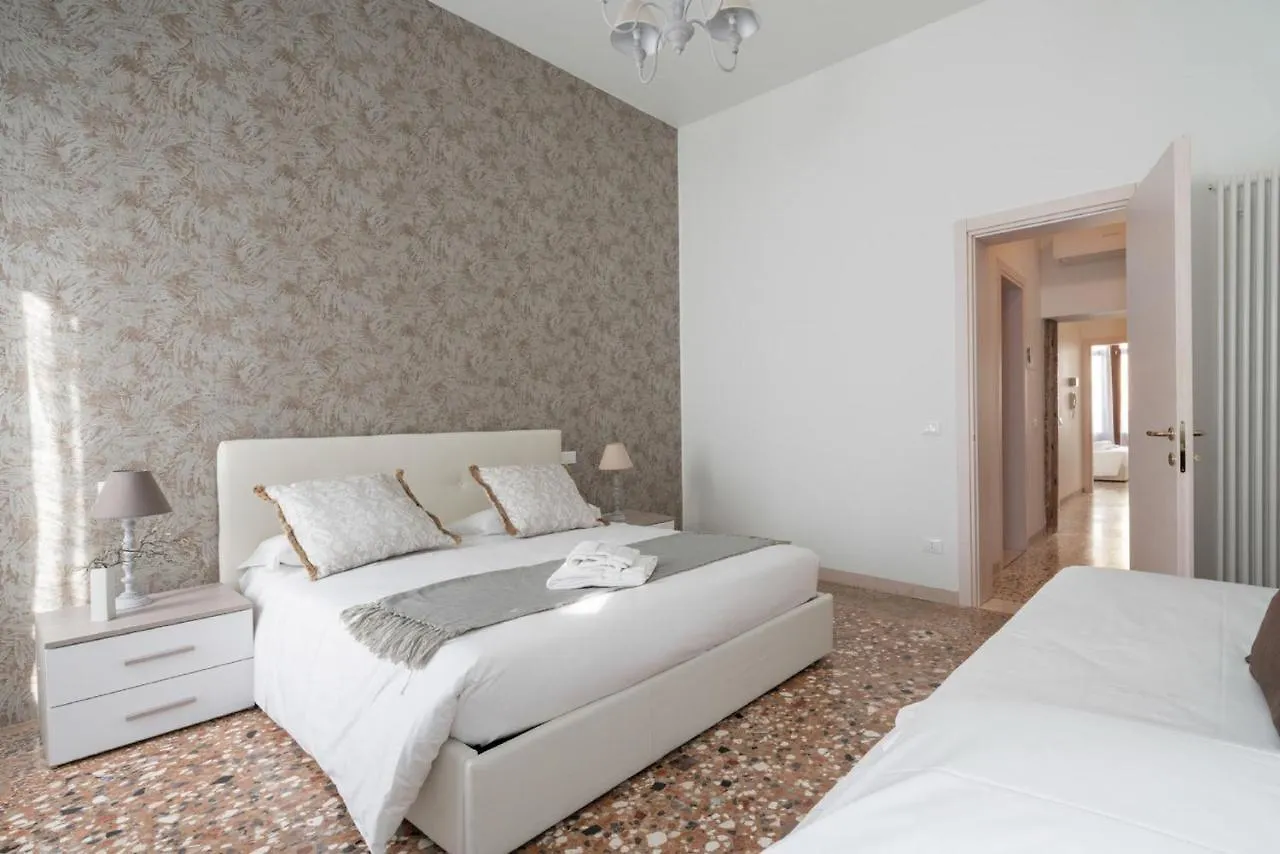 Accademia Charm Apartments By Wonderful Italy Venise