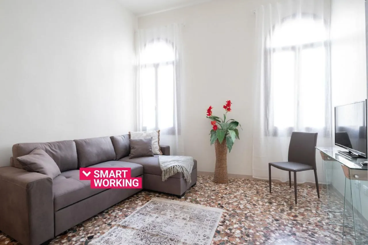 Accademia Charm Apartments By Wonderful Italy Venise