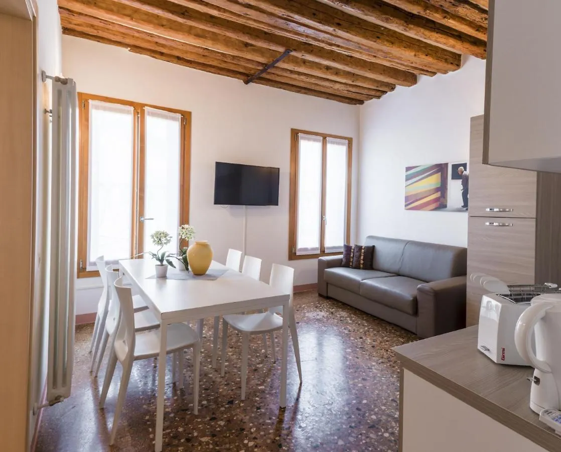 Accademia Charm Apartments By Wonderful Italy Venise