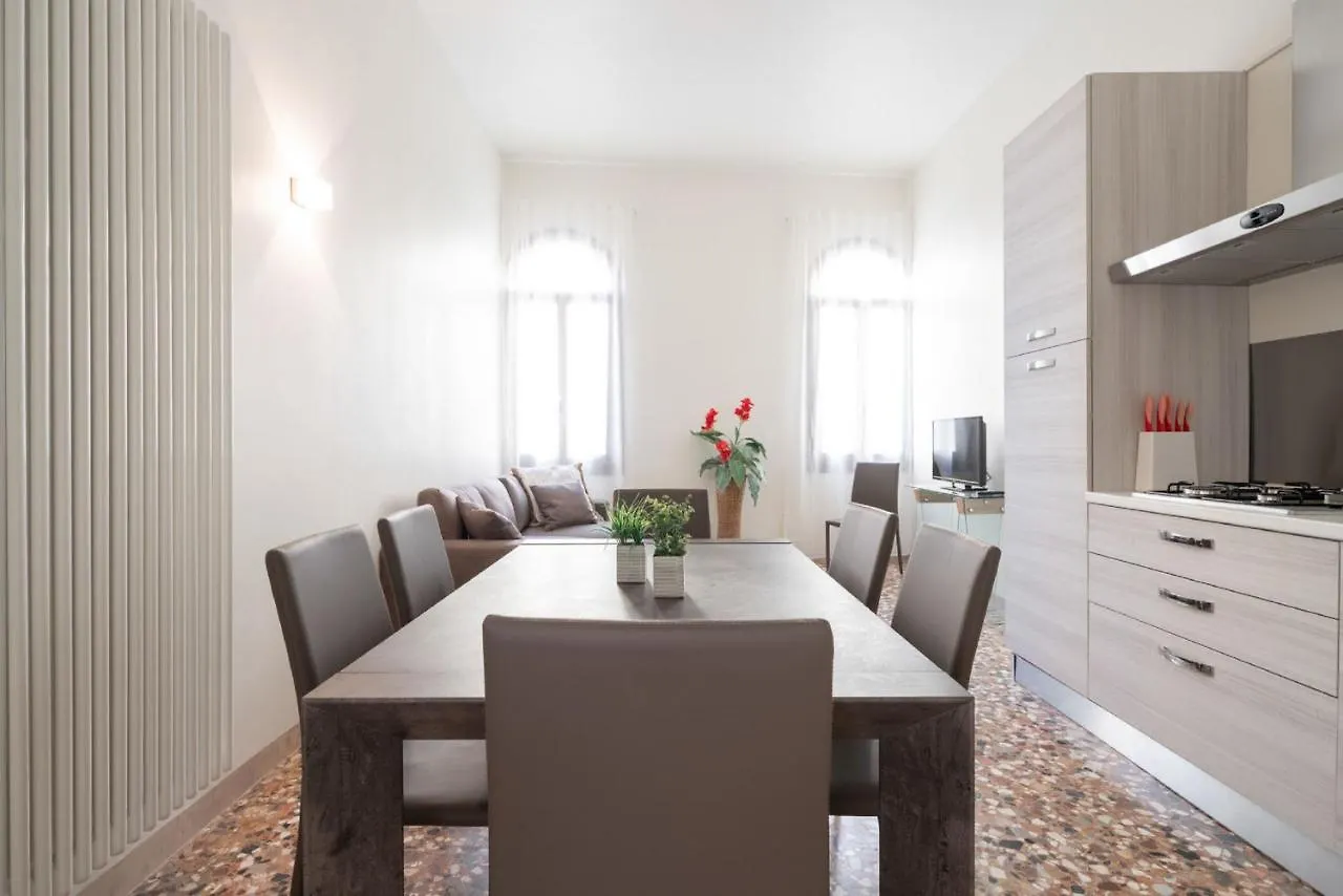 Accademia Charm Apartments By Wonderful Italy Venise