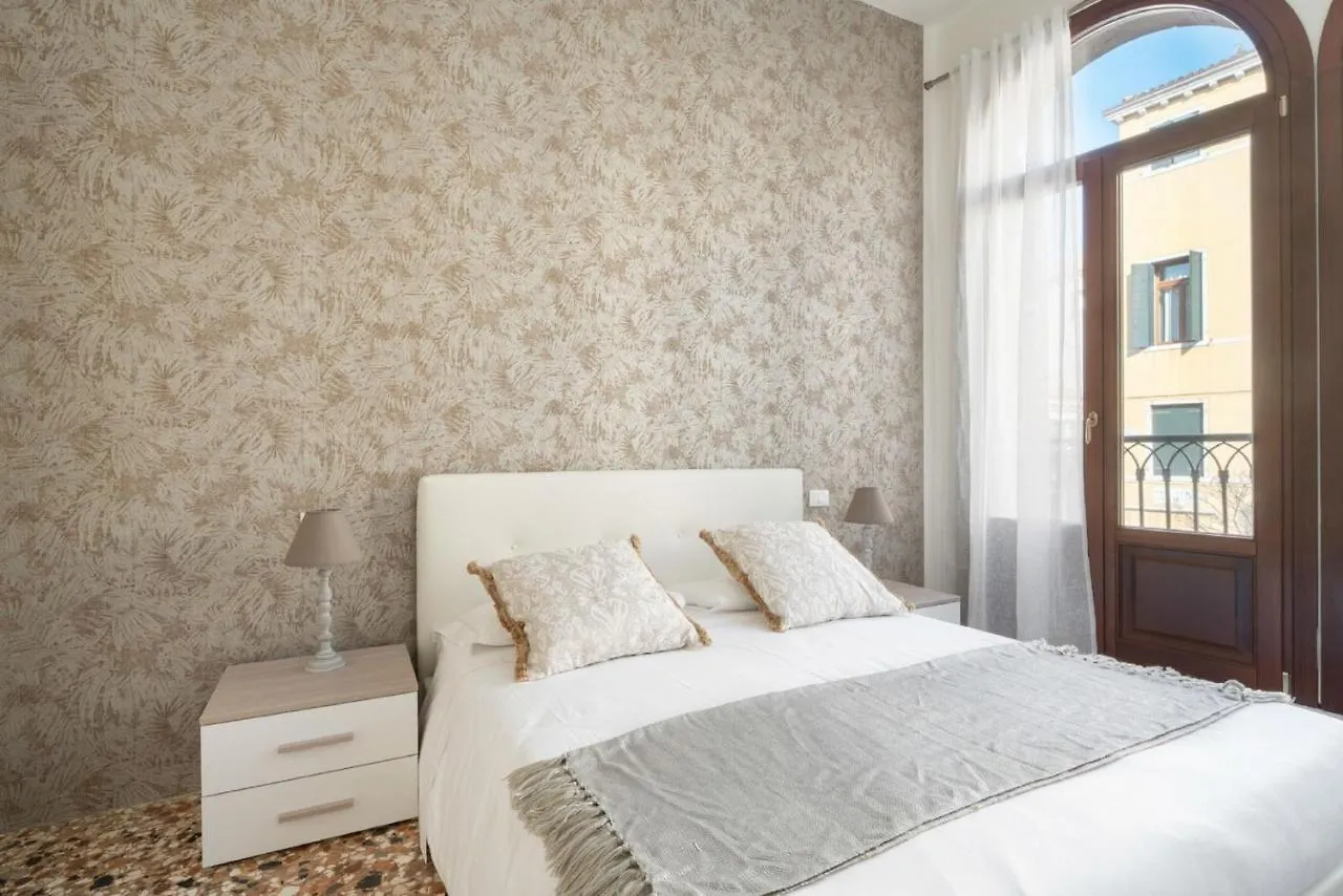 Accademia Charm Apartments By Wonderful Italy Venise