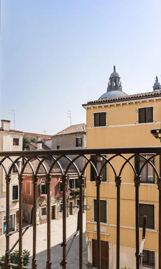 Accademia Charm Apartments By Wonderful Italy Venise