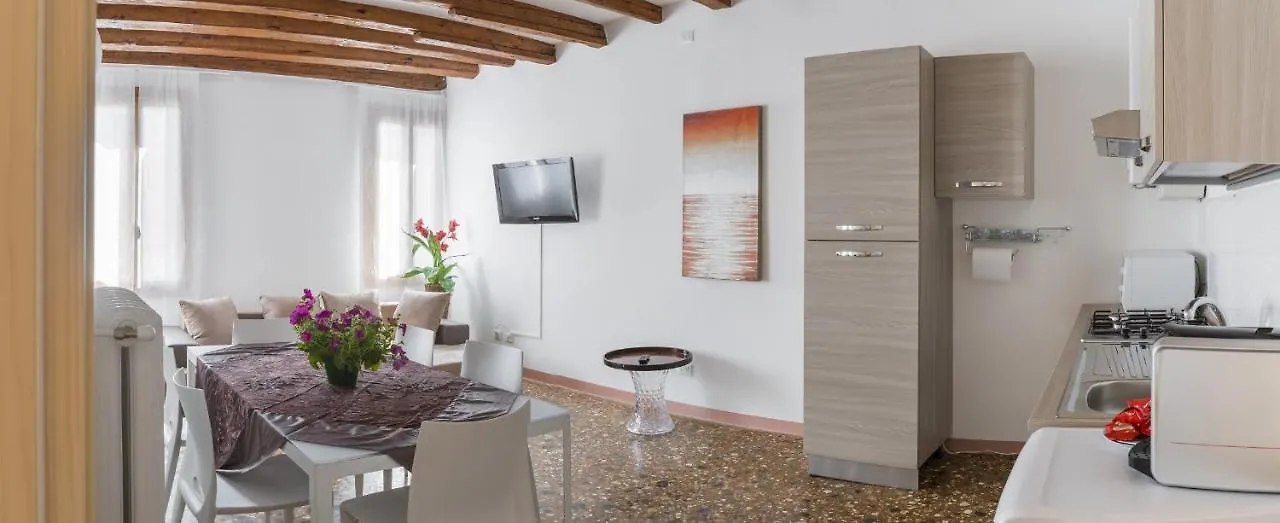 Accademia Charm Apartments By Wonderful Italy Venice 0*,